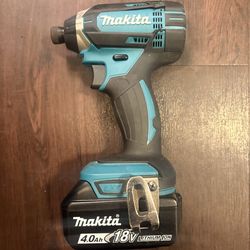 Makita 18v impact driver with 4.0 battery Like New