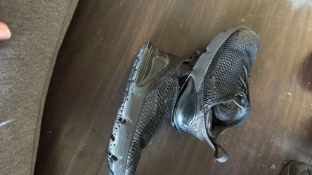 Boys Nike 270 Size 9.5