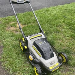 Ryobi Lawn Mover With Battery And Charger 