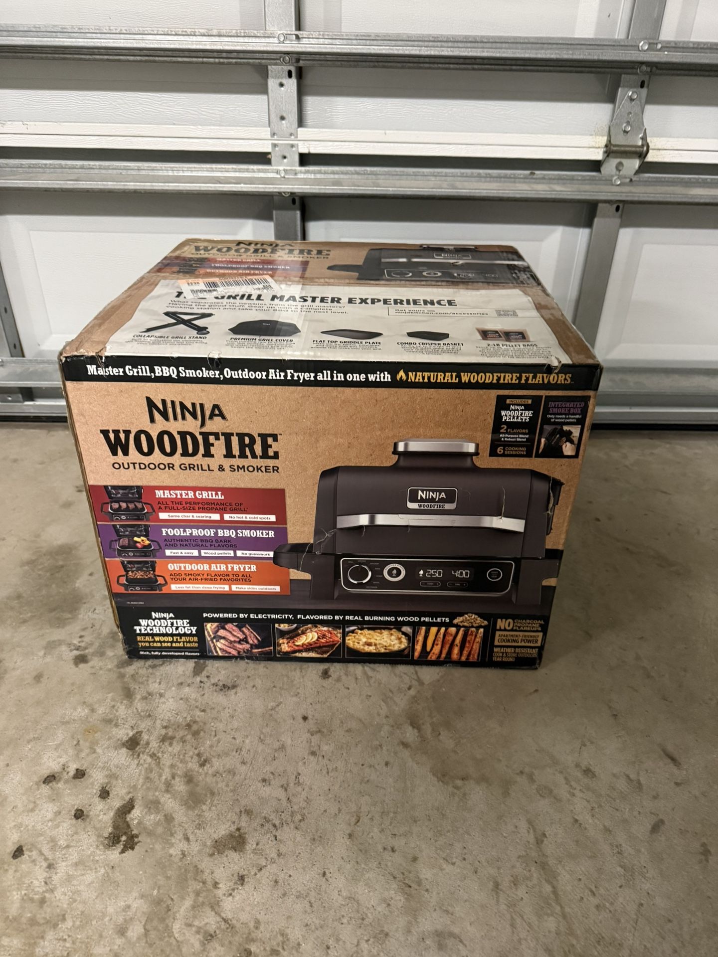 Ninja Wood Fire Outside Grill/smoker Brand New