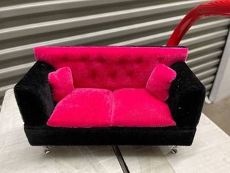 Barbie Furniture JEWELRY BOX - Black and Pink Plush Sofa with Pillows