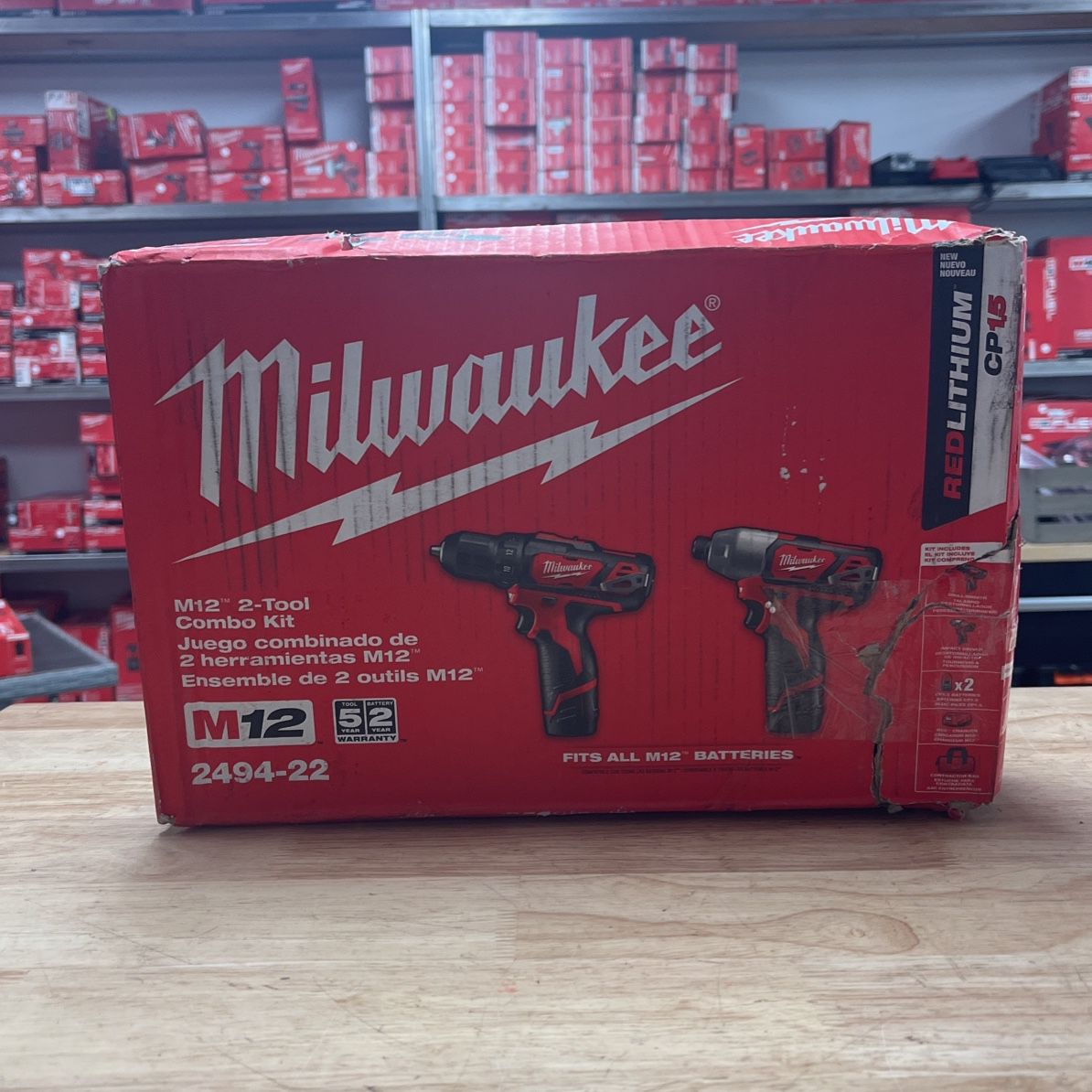 Milwaukee M12 12V Lithium-Ion Cordless Drill Driver/Impact Driver Combo Kit with Two 1.5Ah Batteries, Charger and Bag (2-Tool)