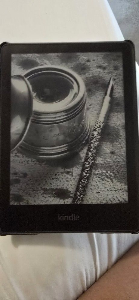 Kindle Paperwhite With Cover