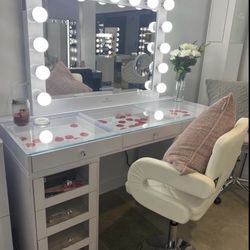 New Vanity Set 