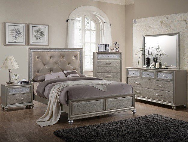 Brand New! 7pc Queen/king Bedroom Set 😍/ Take It home with Only $39down/ Hablamos Español Y Ofrecemos Financiamiento 🙋🏻‍♂️ 