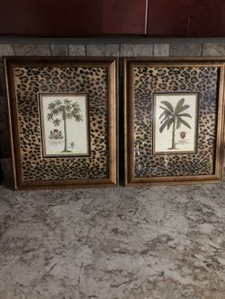 2 animal print pictures