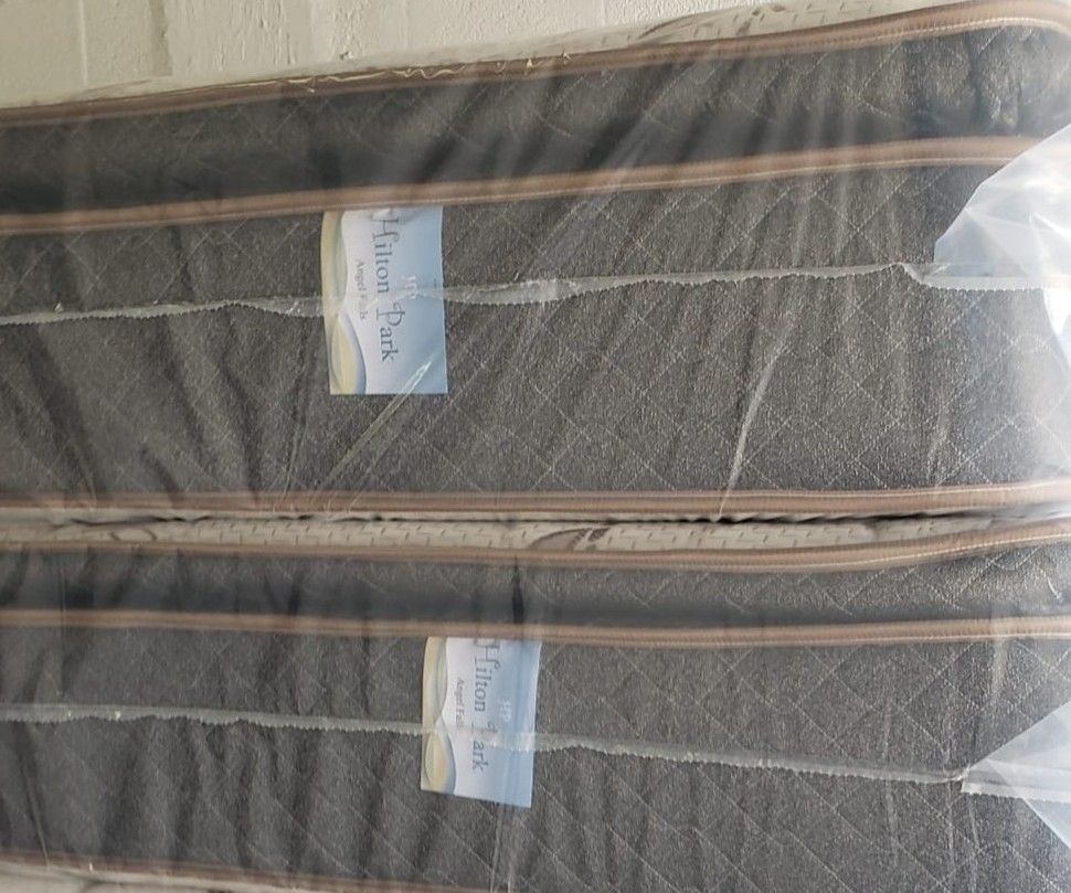 HÜSLER NEST ベッドパッド 100x195cm HÜSLER NEST ベッドパッド 100x195cm