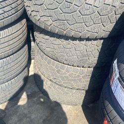 265/70/16 four tires in great condition. They have about 70 to 80%.