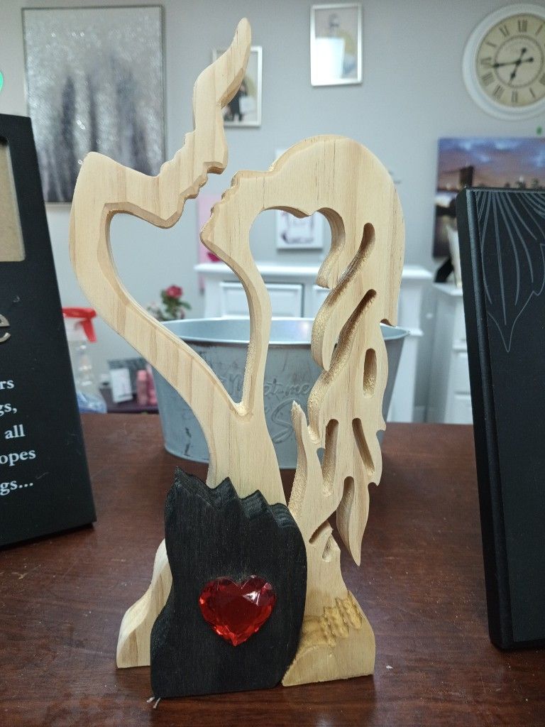Kissing Wood
