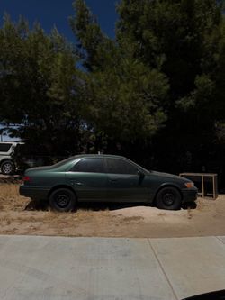 2000 Toyota Camry