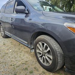 Nissan Pathfinder 