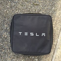 Tesla Mobile Wall Charger