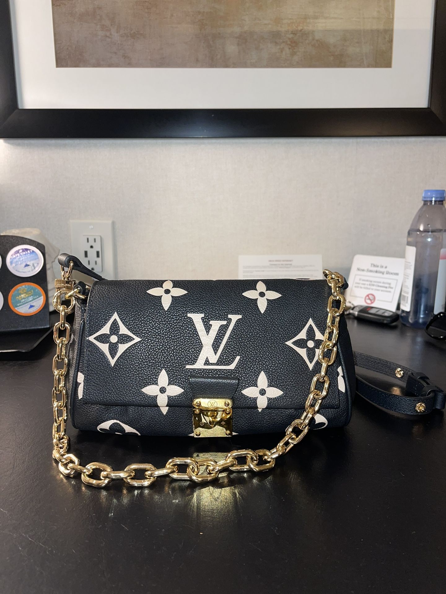 Louis Vuitton Favorite Noir Beige Bag