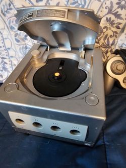 Nintendo GameCube Console Silver