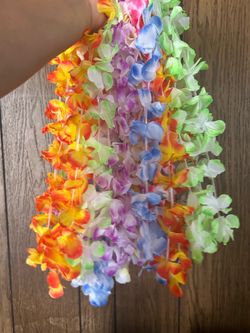 Hawaain graduation leis