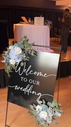 Welcome signs for wedding