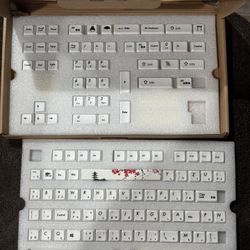 XDA Profile keycaps PBT