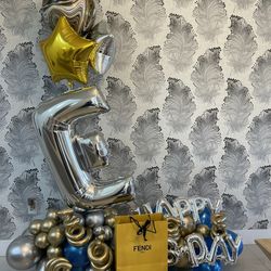 Hermoso Arreglo De Globos