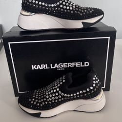 Black Sparkle Shoe