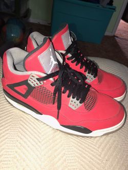 Jordan Toro 4's Sz 10 great condition