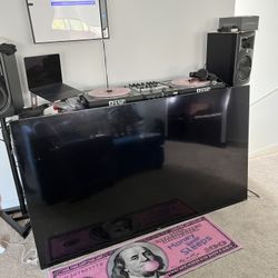 75 Inch ONN Roku UHD 4K LED TV