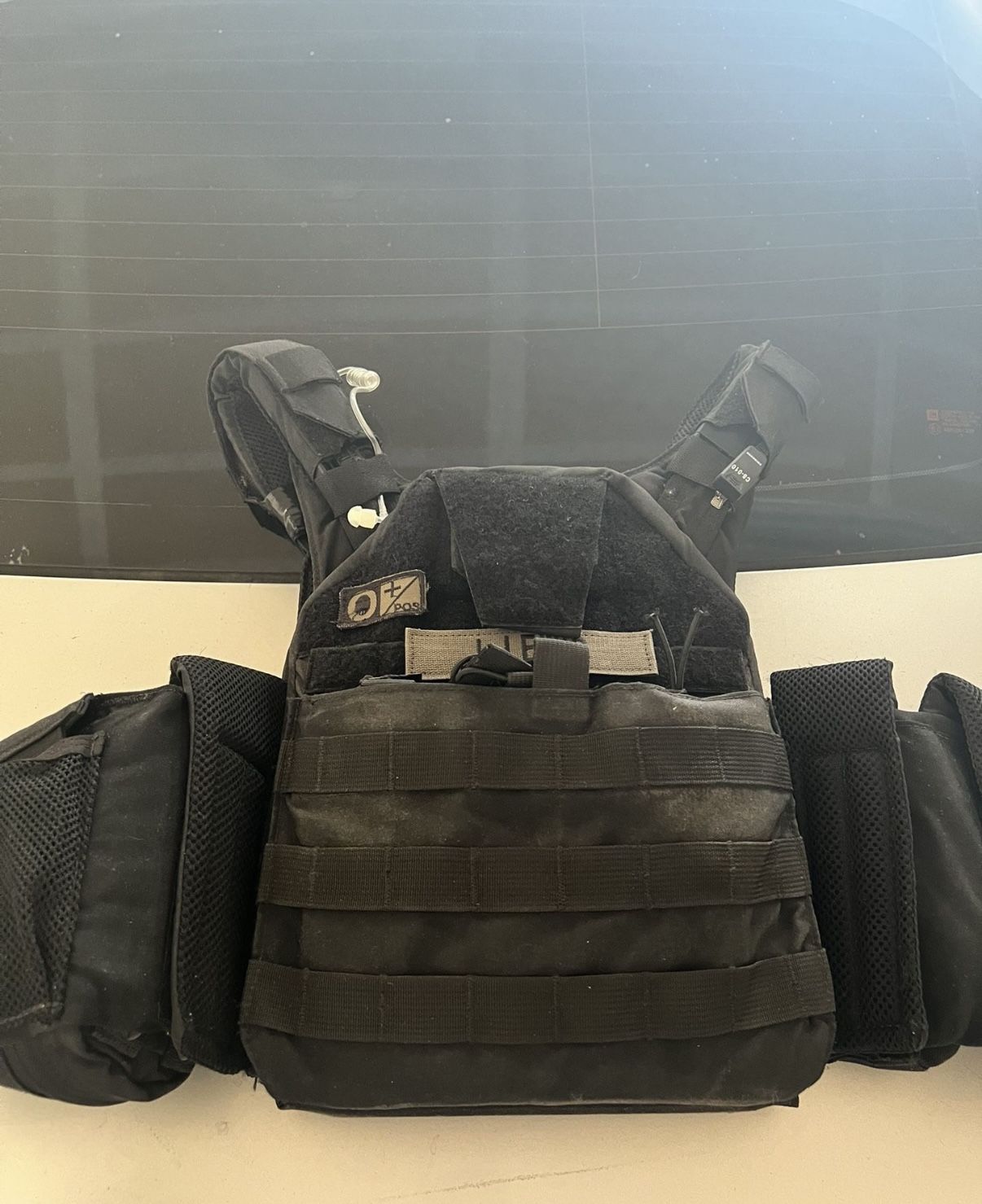 Shellback Tactical Plate Carrier With Level 3 Plates And Medic Bag 
