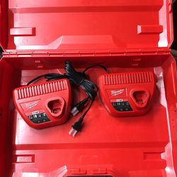 Milwaukee M12 Charger 