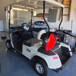 Golf Cart 