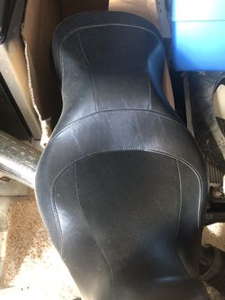 Harley Davidson Dyna  used SEAT