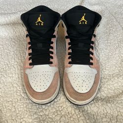 Nike Air Jordan 1 Mid SE