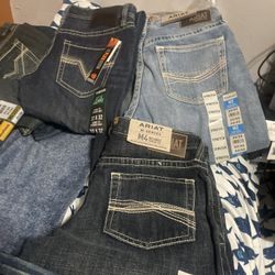 32/32  Solo Estos 3 Estilos En 32/32 No Ay Más Disponibles 32/32 $65 Each. Firm