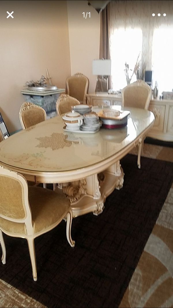 Italian Rococo Baroque Dining Table And Chairs Living Room Italy For Sale In Los Angeles CA Italian Rococo Baroque Dining Table And Chairs Living Room Italy For Sale In Los Angeles CA