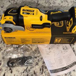 TOOL ONLY NEW DEWALT 20VOLT XR MULTI TOOL 