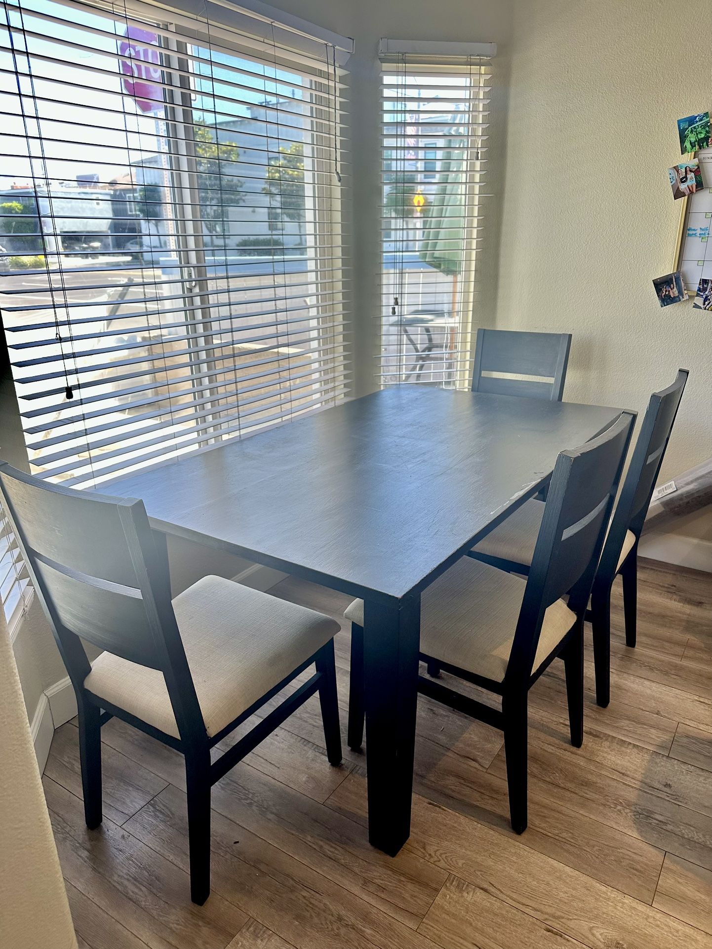 Dining Table Set