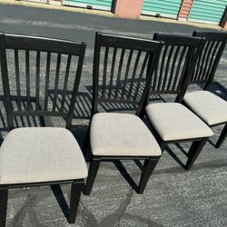 LOT SET Dining Chairs 4piece