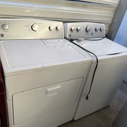 Kenmore Top Load Washer And Gas Dryer Set