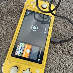 Nintendo Switch Lite 
