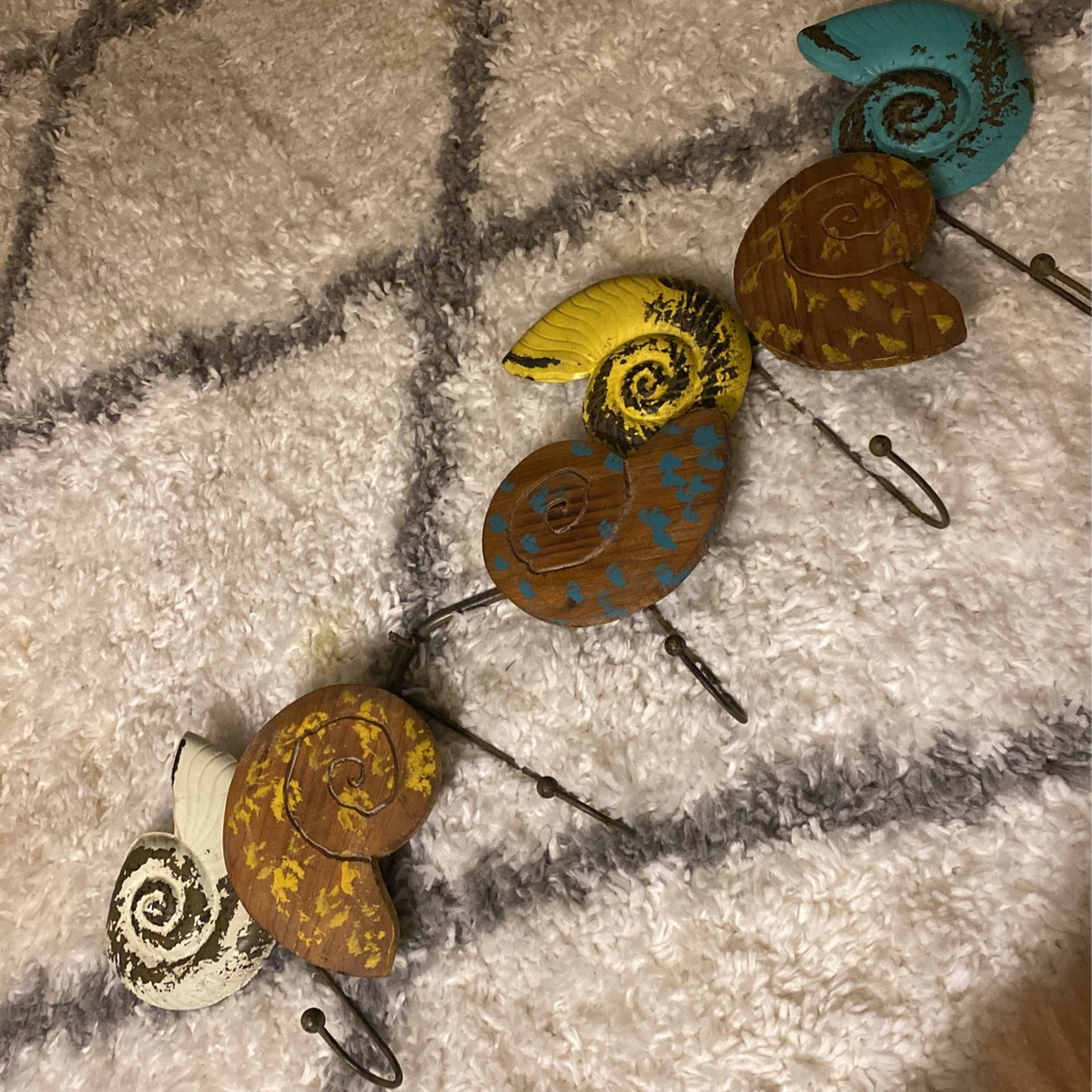 Beachy Wall Hooks Decor
