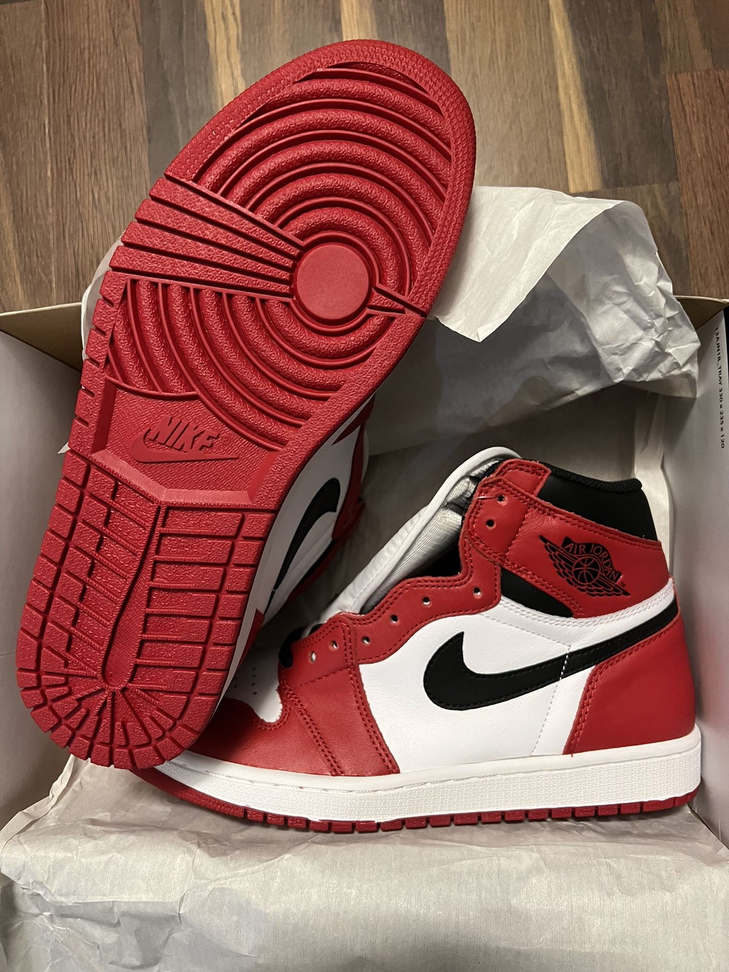 Air Jordan 1 Chicago (2015)