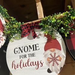 Decorative Wooden Wreath 