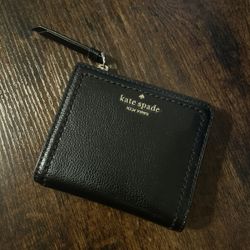 Kate Spade Gold Leather Wallet 