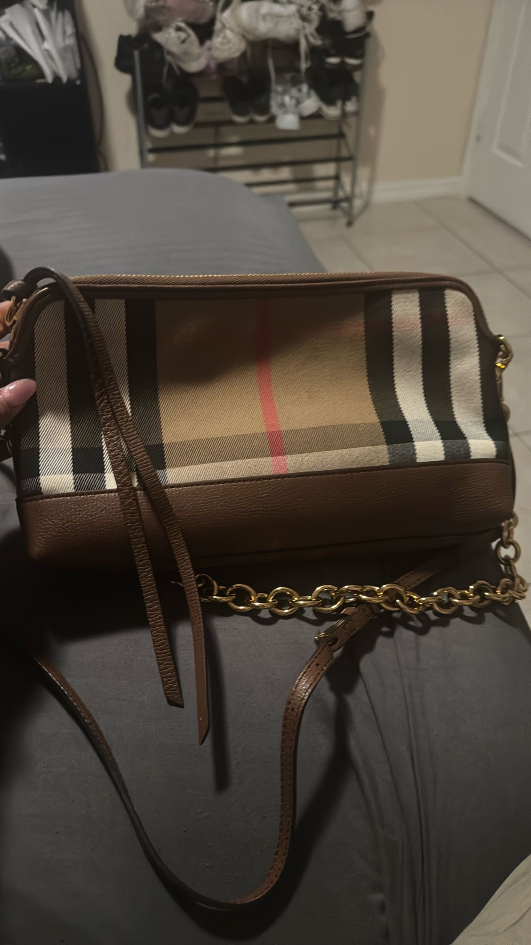 Burberry Purse 👜