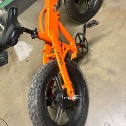 E Lux Sierra Electric Bike