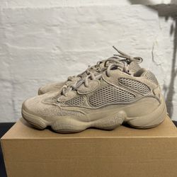 Yeezy 500 Blush 