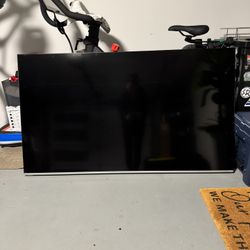 LARGE FLAT SCREEN TV Vizio ( P65-C1 ) 65-Inch 4K HDR P-Series (2016 Costco Model) – Mountable Only, No Legs