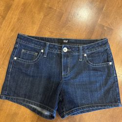 Womans Ana Shorts Shipping Available 