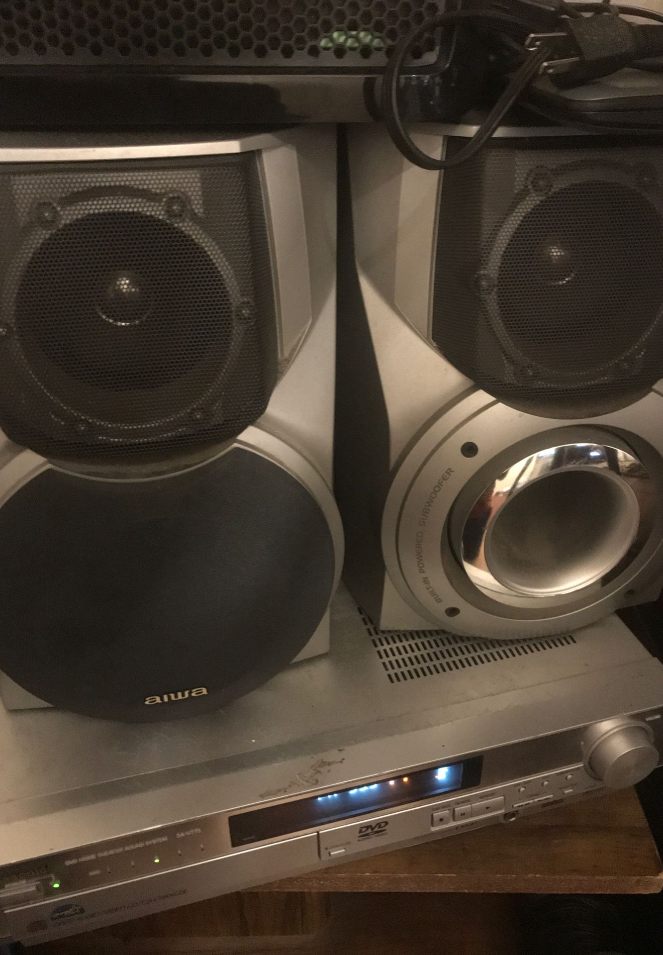 Speakers and dvd house sound system