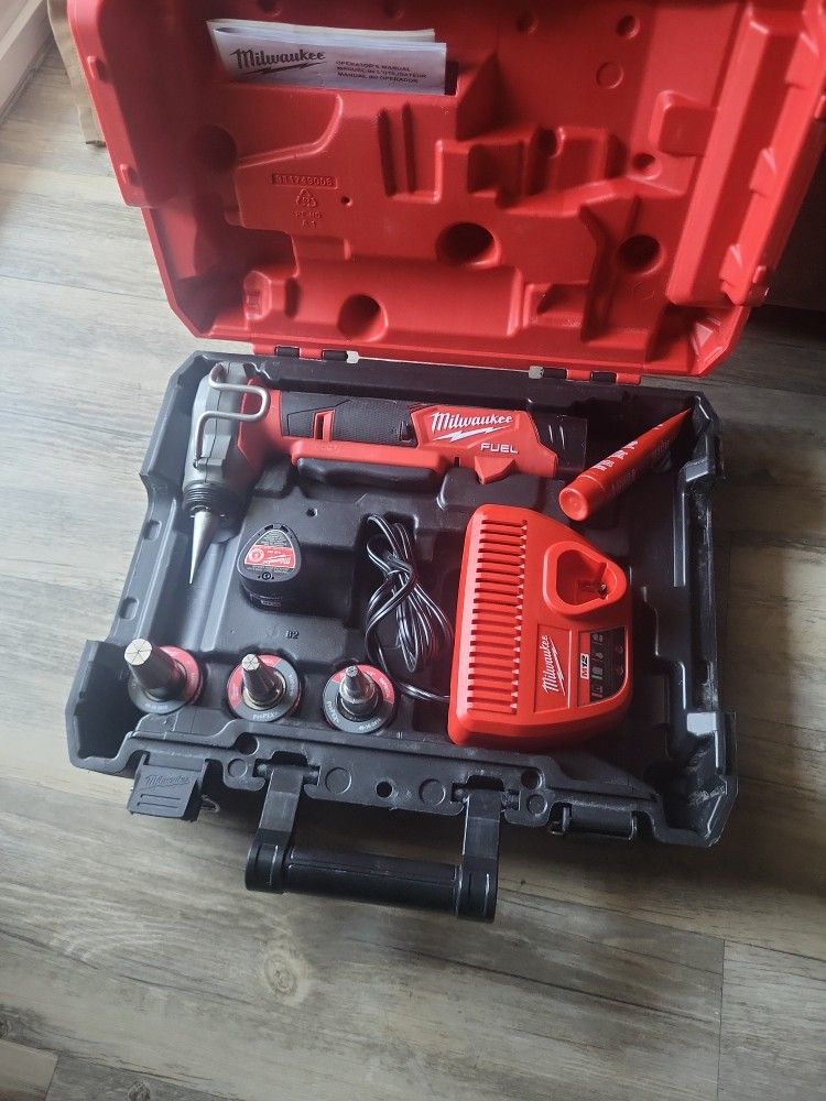 Milwaukee M12 PROPEX Expander Kit
