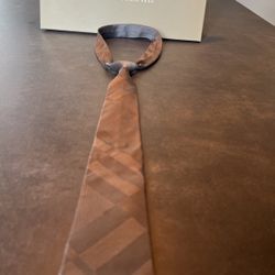 Burberry Tie 