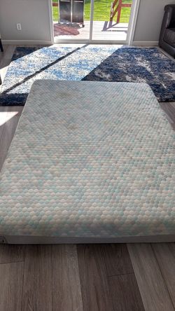 Free Queen Mattress with Hexagon Pattern Cover